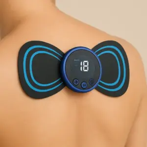 ماساژور تِنس پروانهای مدل Mini Butterfly نصبشده روی پشت بدن برای ماساژ و تحریک عضلانی